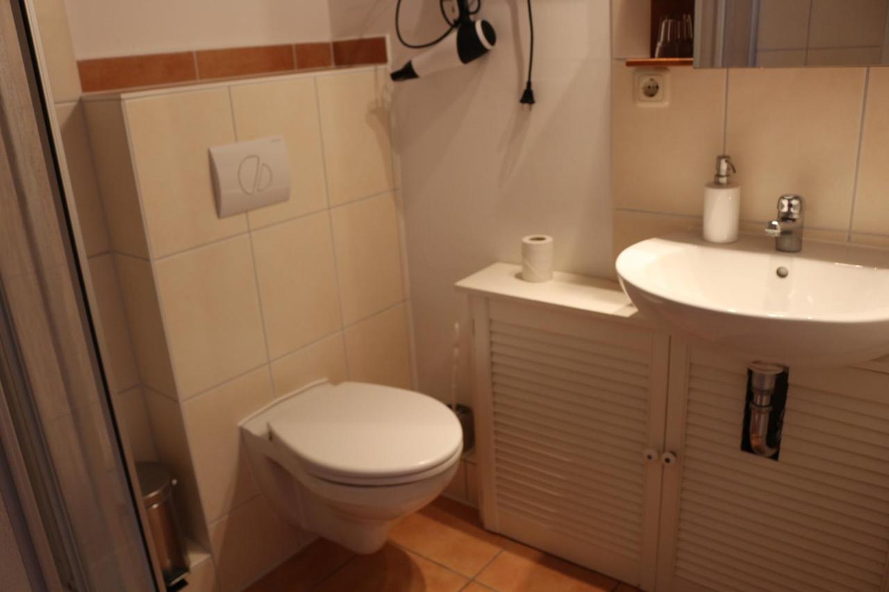 Altstadtcafe Und Pension Havelberg Exteriör bild