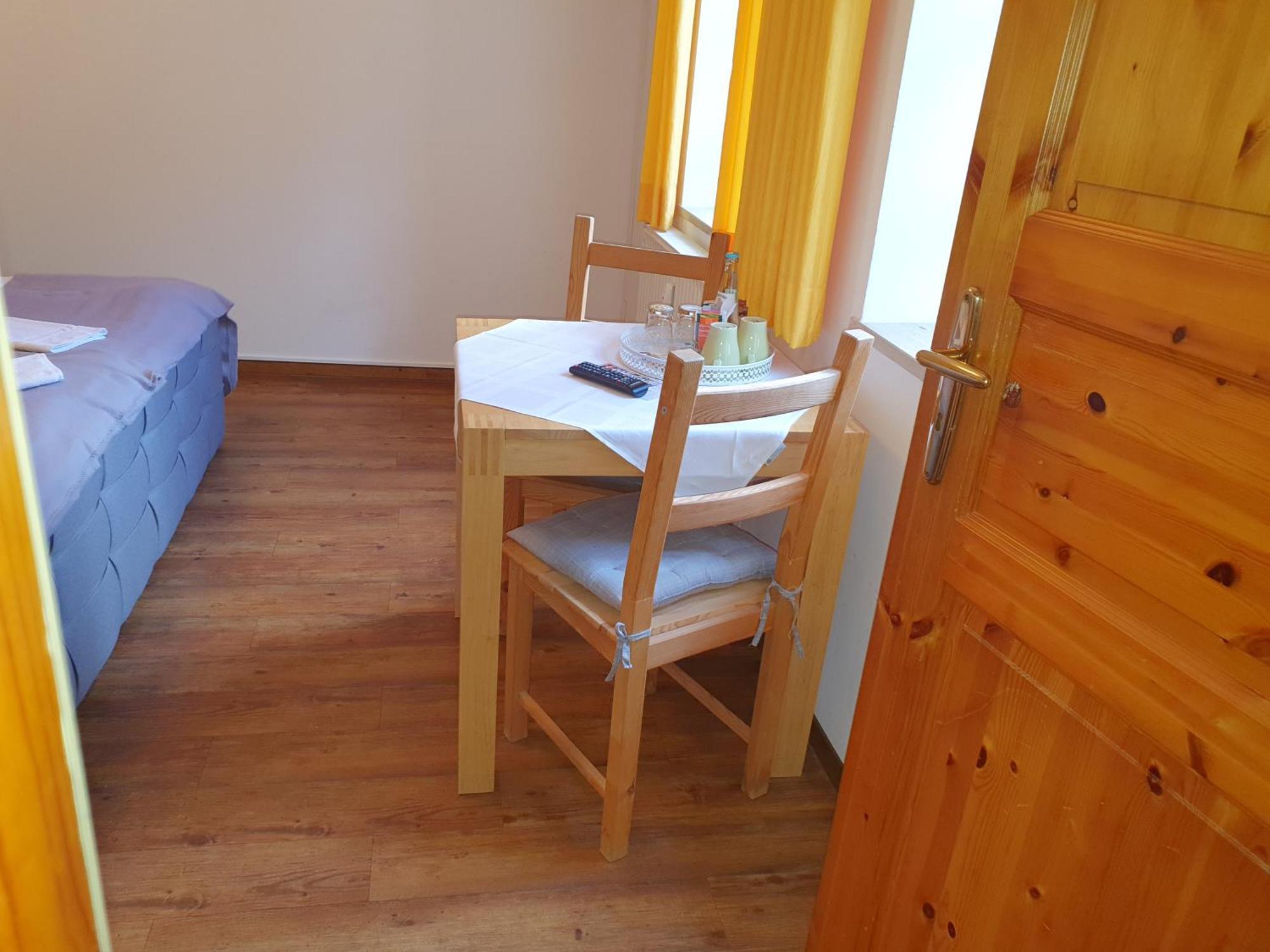 Altstadtcafe Und Pension Havelberg Exteriör bild